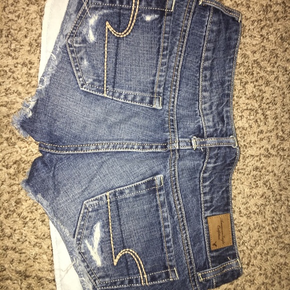 Shorts - Picture 2 of 4